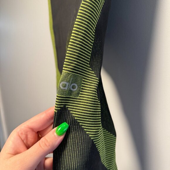 Alo Yoga Illusion Seamless High-Waist Legging Small Anthracite/Highlighter - Picture 3 of 7